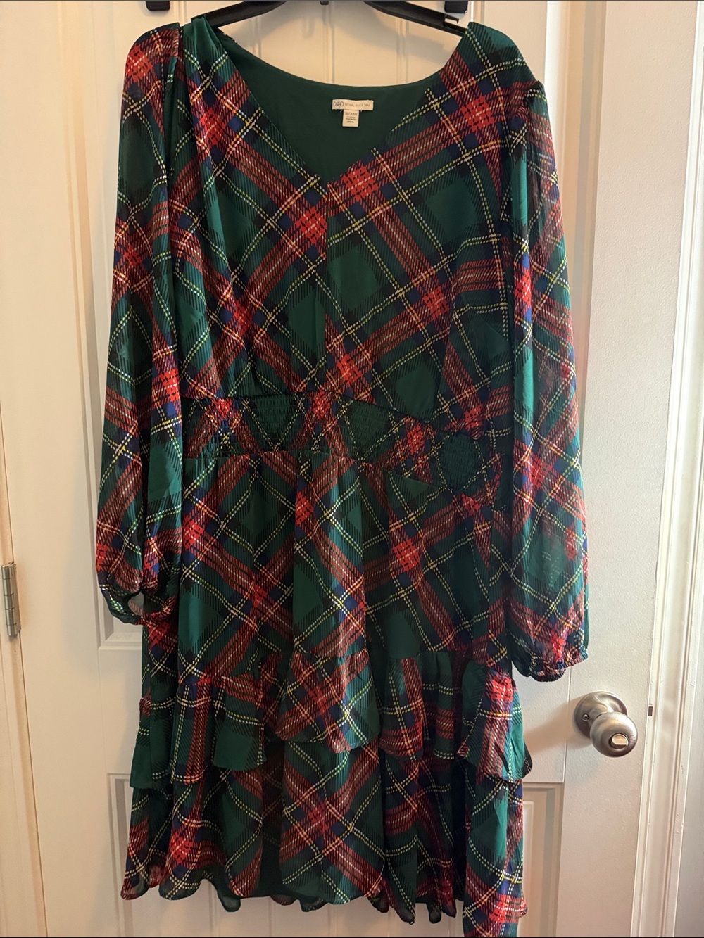 Cato Green Plaid Tiered V-Neck Long Sleeve Dress